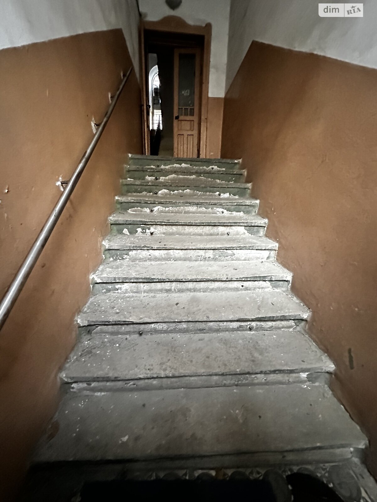 трикімнатна квартира в Львові, район Франківський, на вул. Котляревського 8 в довготривалу оренду помісячно фото 1 трикімнатна квартира в Львові, район Франківський, на вул. Котляревського 8 в довготривалу оренду помісячно фото 1