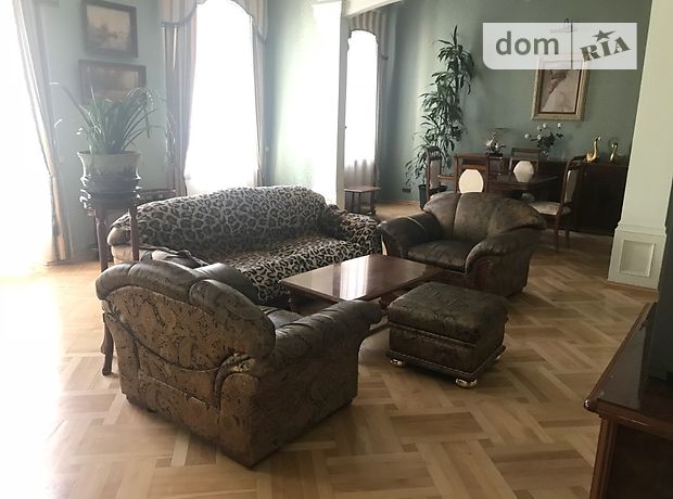 Долгосрочная аренда квартиры, 6 ком., Львов, р‑н. Франковский, Котляревского улица Долгосрочная аренда квартиры, 6 ком., Львов, р‑н. Франковский, Котляревского улица