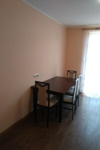 двухкомнатная квартира с мебелью в Львове, район Франковский, на ул. Лиская в аренду на долгий срок помесячно фото 2