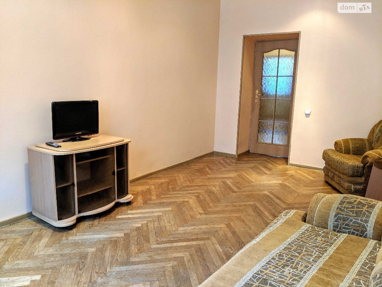 двухкомнатная квартира с мебелью в Львове, район Франковский, на ул. Научная 46 в аренду на долгий срок помесячно фото 1