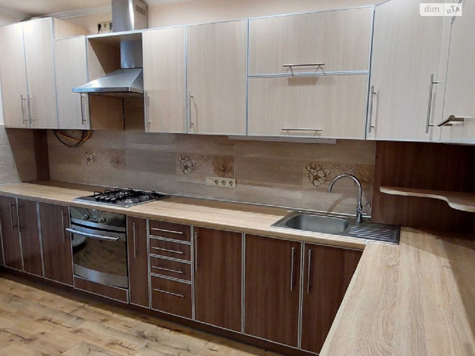 однокомнатная квартира в Львове, район Франковский, на ул. Рубчака Ивана в аренду на долгий срок помесячно фото 1 однокомнатная квартира в Львове, район Франковский, на ул. Рубчака Ивана в аренду на долгий срок помесячно фото 1