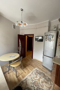 двухкомнатная квартира в Львове, район Сыховский, на ул. Стрыйская в аренду на долгий срок помесячно фото 2
