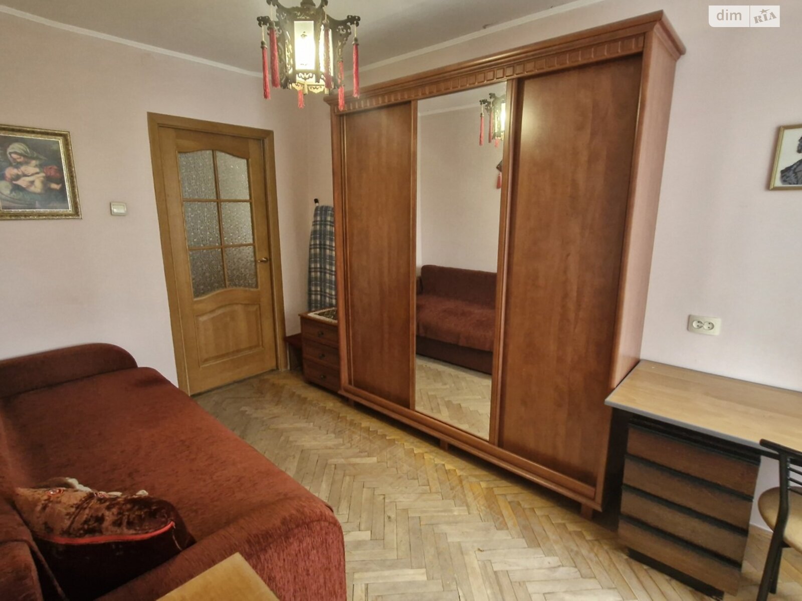 трехкомнатная квартира в Львове, район Франковский, на ул. Стрыйская в аренду на долгий срок помесячно фото 1 трехкомнатная квартира в Львове, район Франковский, на ул. Стрыйская в аренду на долгий срок помесячно фото 1