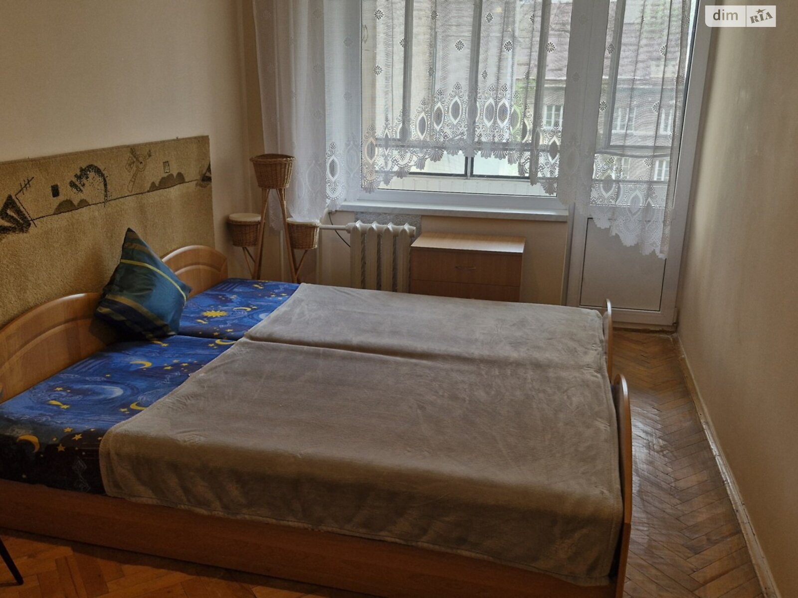 трехкомнатная квартира в Львове, район Франковский, на ул. Стрыйская в аренду на долгий срок помесячно фото 1 трехкомнатная квартира в Львове, район Франковский, на ул. Стрыйская в аренду на долгий срок помесячно фото 1