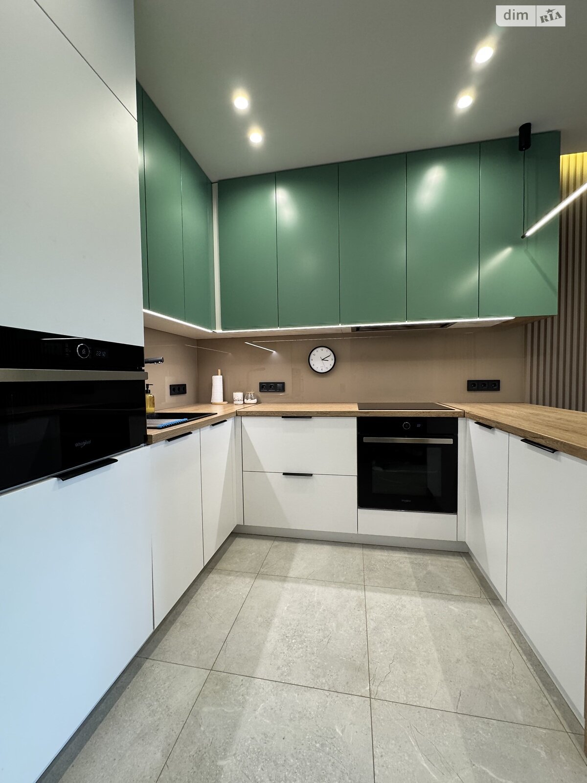 двокімнатна квартира в Львові, район Франківський, на вул. Трускавецька 2Б в довготривалу оренду помісячно фото 1 двокімнатна квартира в Львові, район Франківський, на вул. Трускавецька 2Б в довготривалу оренду помісячно фото 1