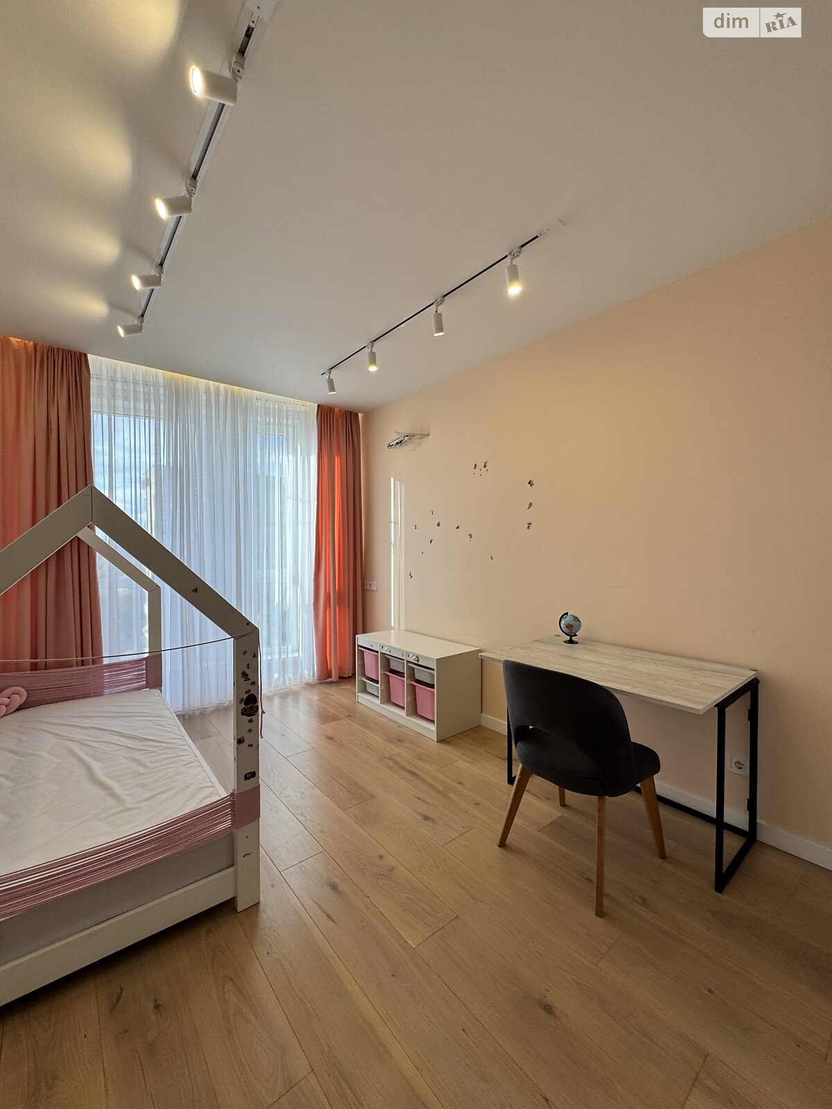 двокімнатна квартира в Львові, район Франківський, на вул. Трускавецька 2Б в довготривалу оренду помісячно фото 1 двокімнатна квартира в Львові, район Франківський, на вул. Трускавецька 2Б в довготривалу оренду помісячно фото 1