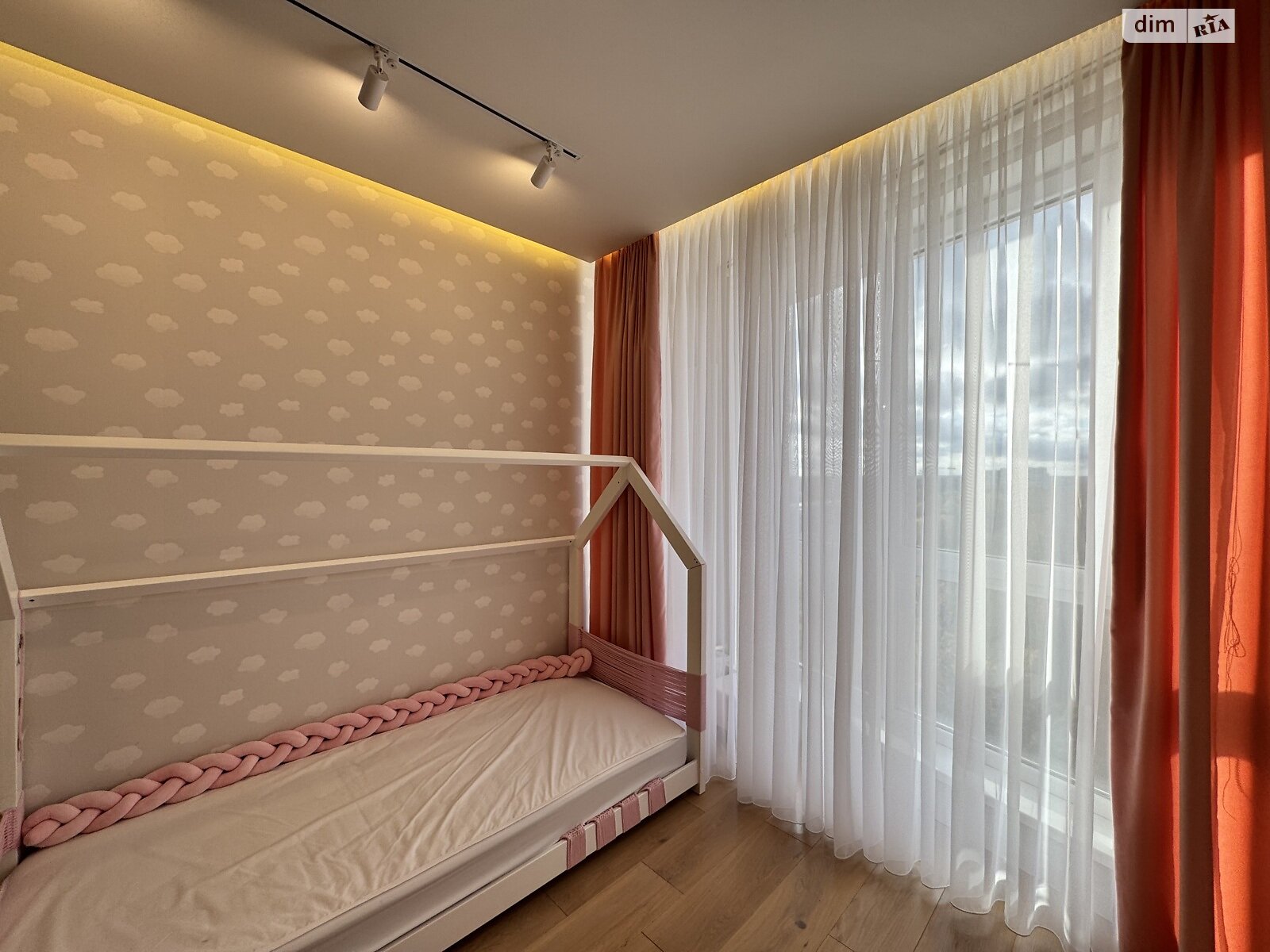 двокімнатна квартира в Львові, район Франківський, на вул. Трускавецька 2Б в довготривалу оренду помісячно фото 1 двокімнатна квартира в Львові, район Франківський, на вул. Трускавецька 2Б в довготривалу оренду помісячно фото 1