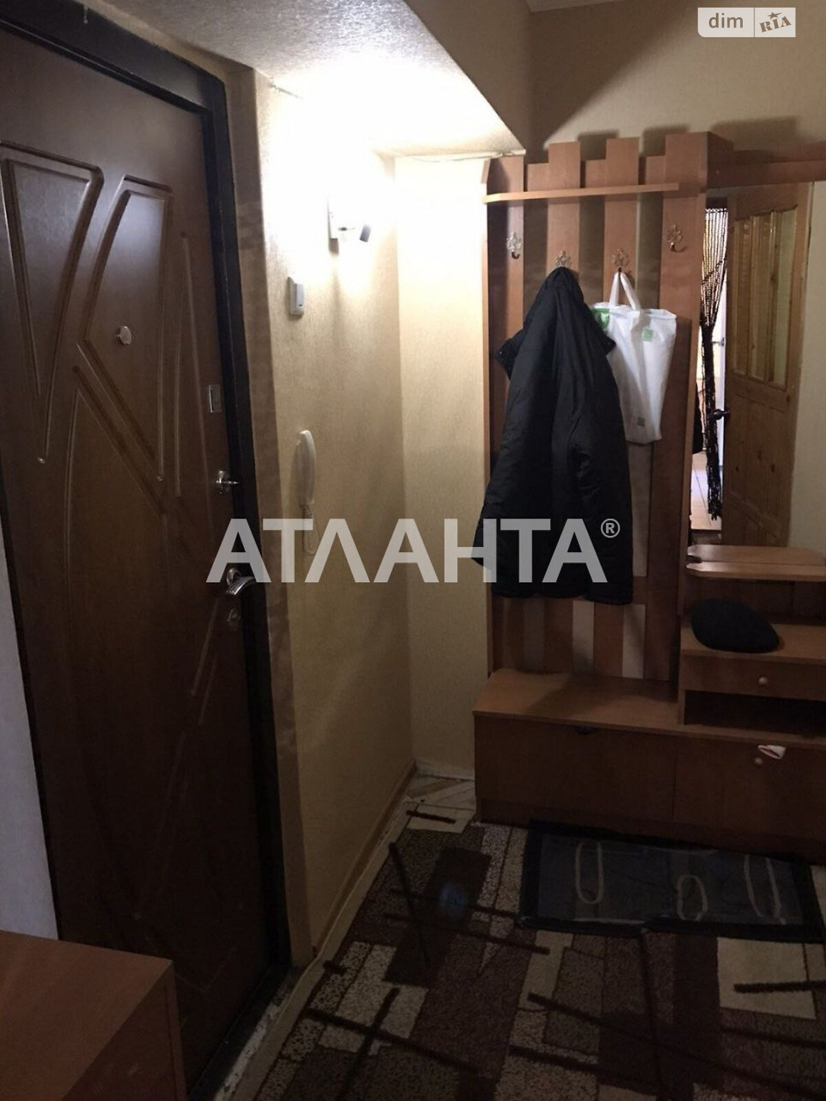 двухкомнатная квартира в Львове, район Франковский, на ул. Владимира Великого в аренду на долгий срок помесячно фото 1 двухкомнатная квартира в Львове, район Франковский, на ул. Владимира Великого в аренду на долгий срок помесячно фото 1