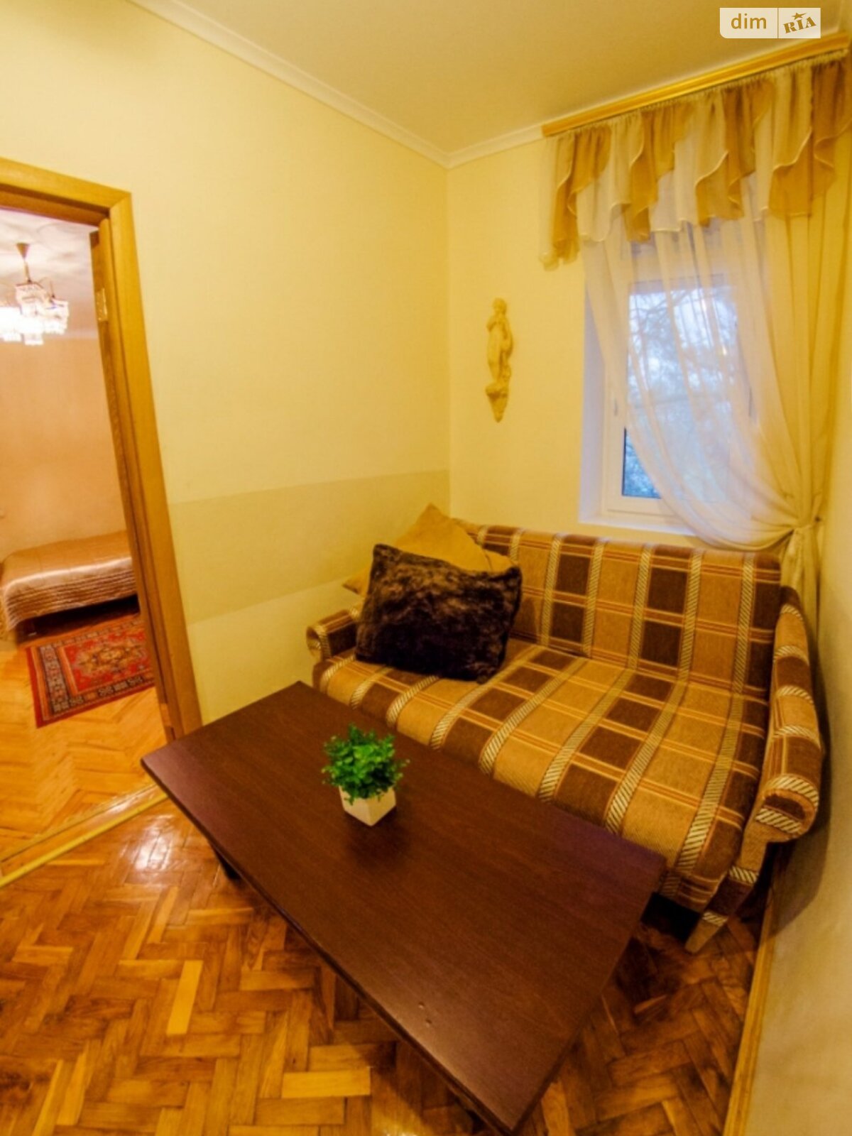 двухкомнатная квартира в Львове, район Галицкий, на Чайковского улица 37 в аренду на долгий срок помесячно фото 1