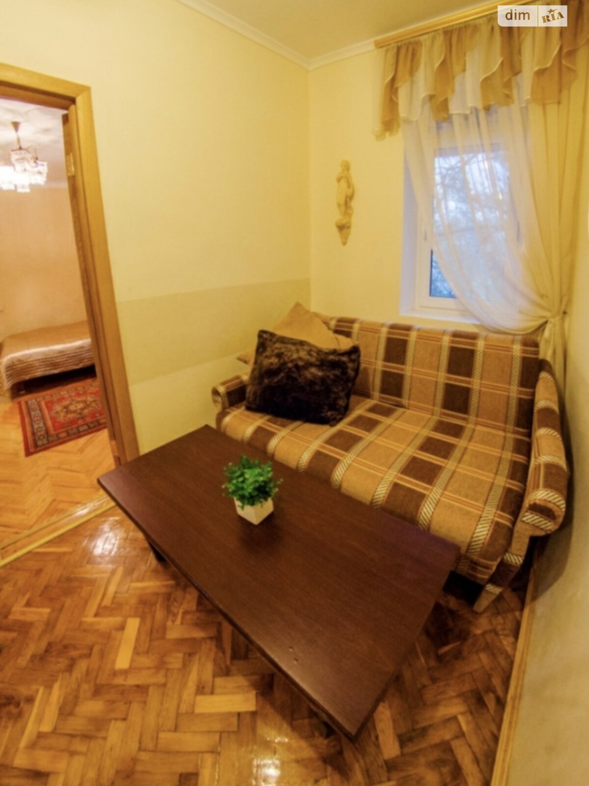 двухкомнатная квартира в Львове, район Галицкий, на Чайковского улица 37 в аренду на долгий срок помесячно фото 1