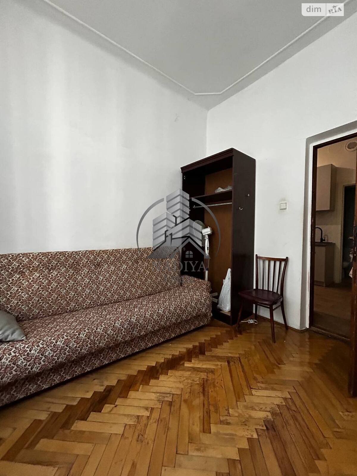 трехкомнатная квартира в Львове, район Галицкий, на ул. Гнатюка Академика в аренду на долгий срок помесячно фото 1 трехкомнатная квартира в Львове, район Галицкий, на ул. Гнатюка Академика в аренду на долгий срок помесячно фото 1