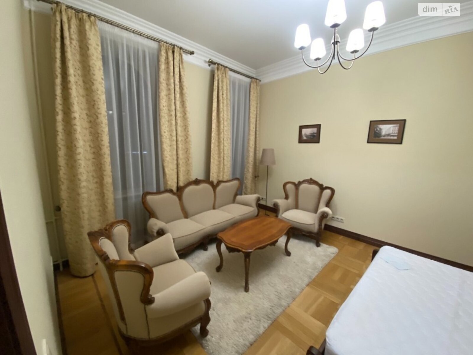 двухкомнатная квартира с мебелью в Львове, район Галицкий, на ул. Коперника в аренду на долгий срок помесячно фото 1