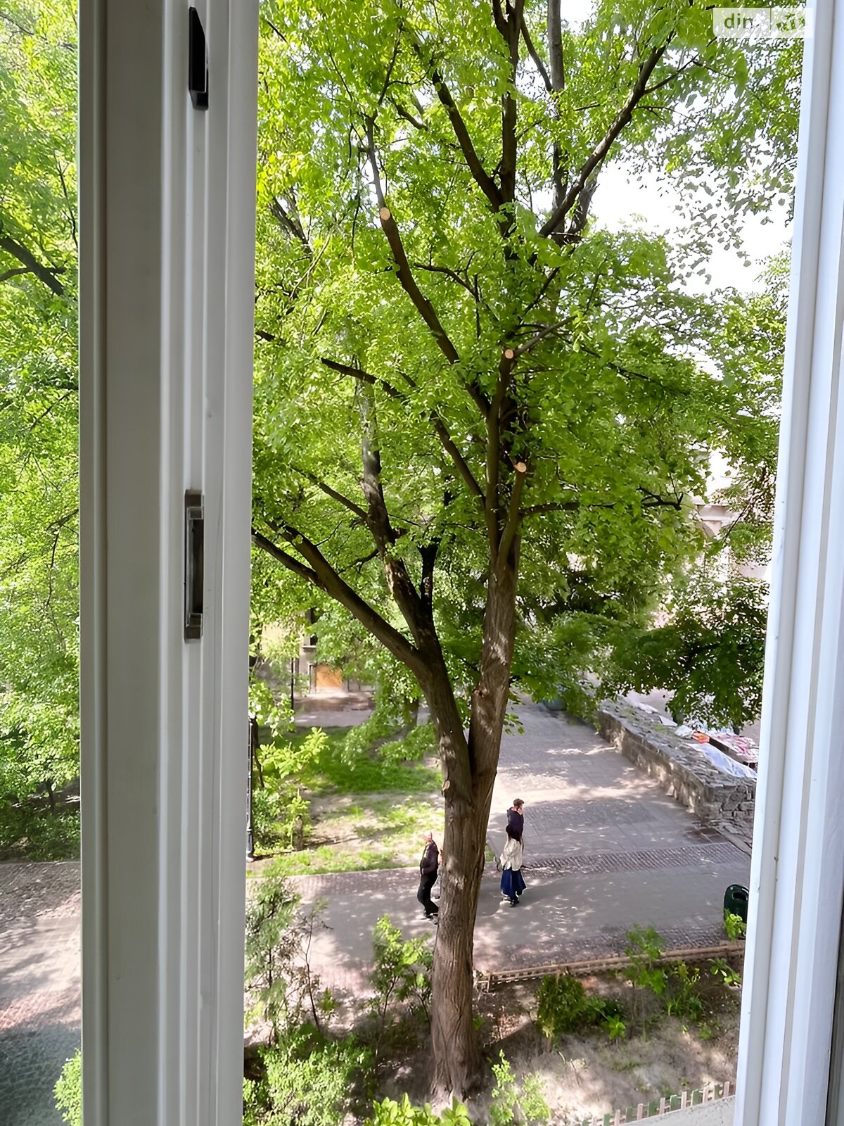 двокімнатна квартира в Львові, район Галицький, на вул. Підвальна в довготривалу оренду помісячно фото 1 двокімнатна квартира в Львові, район Галицький, на вул. Підвальна в довготривалу оренду помісячно фото 1