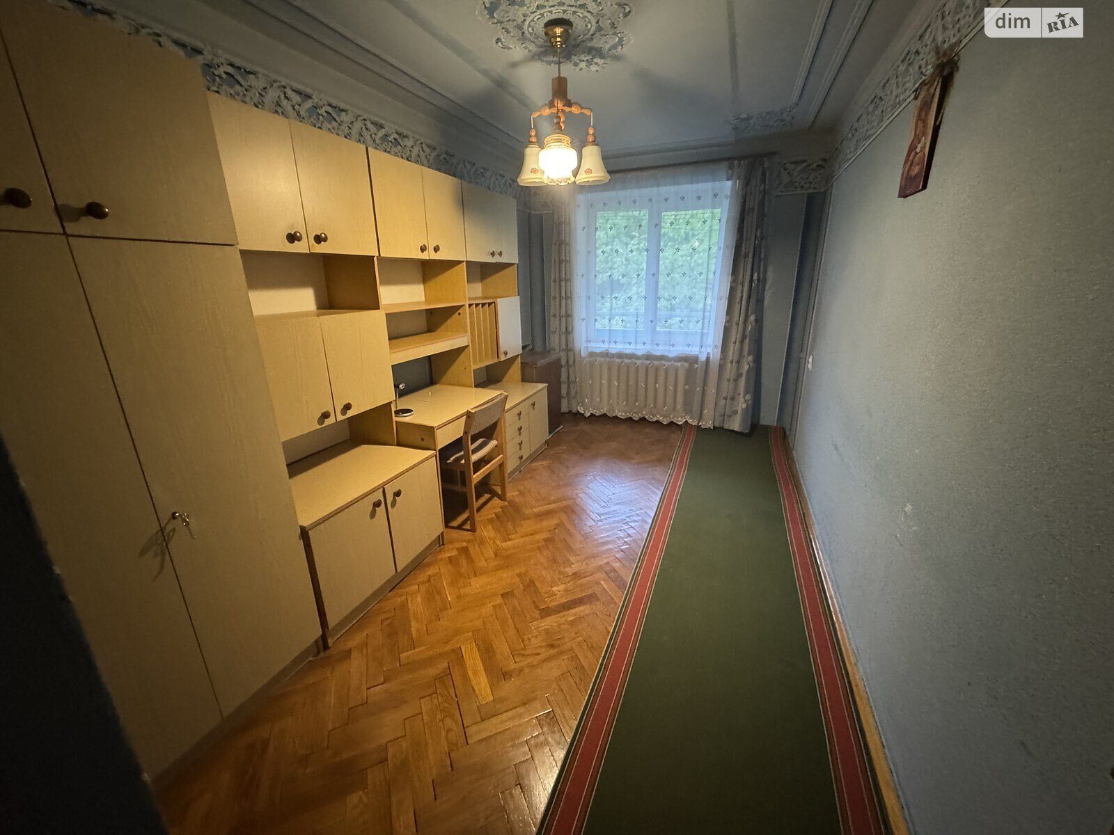 четырехкомнатная квартира в Львове, район Голоско, на ул. Липы Юрия 35 в аренду на долгий срок помесячно фото 1 четырехкомнатная квартира в Львове, район Голоско, на ул. Липы Юрия 35 в аренду на долгий срок помесячно фото 1