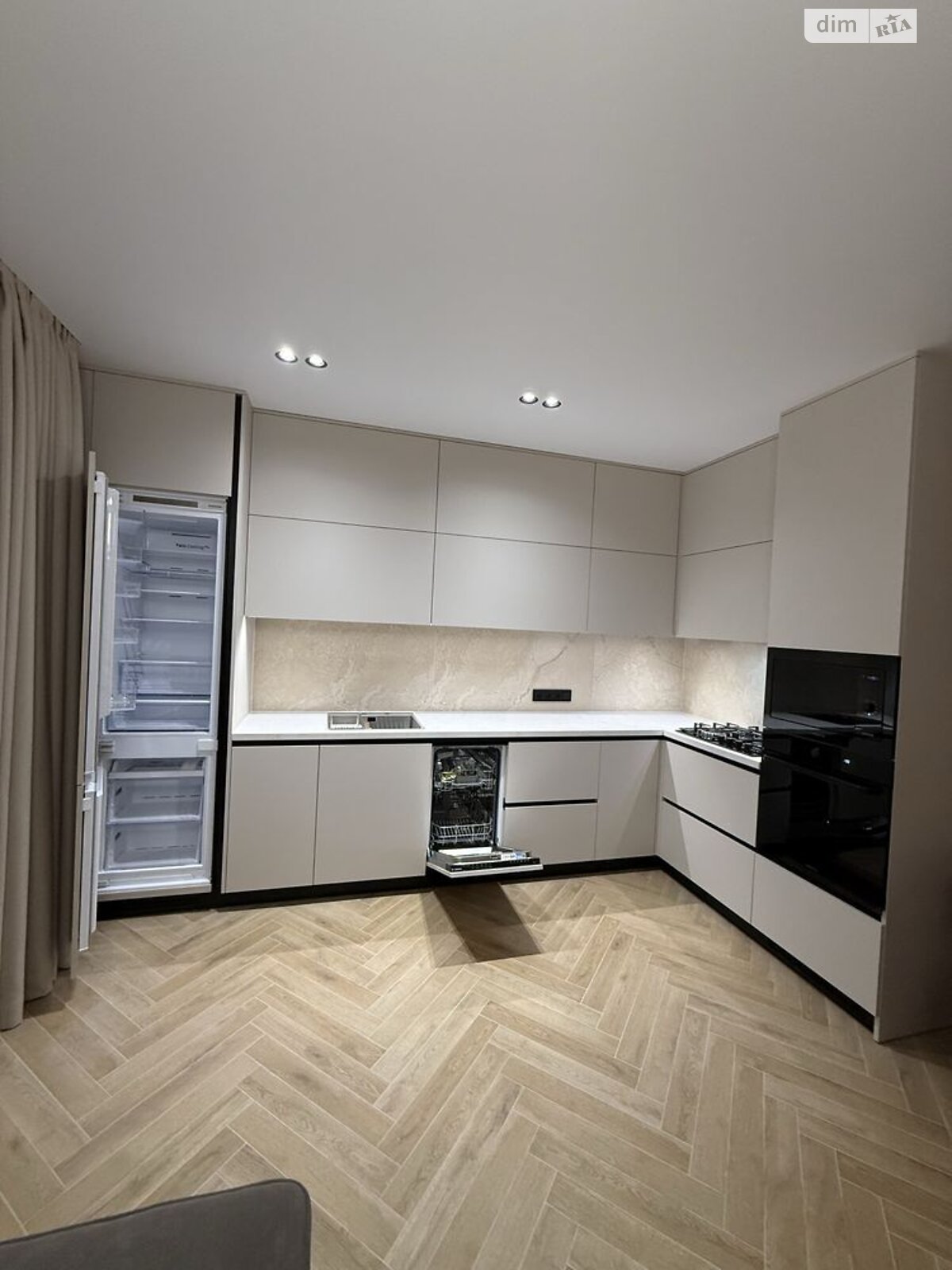 двокімнатна квартира в Львові, район Голоско, на вул. Малоголосківська 40 в довготривалу оренду помісячно фото 1