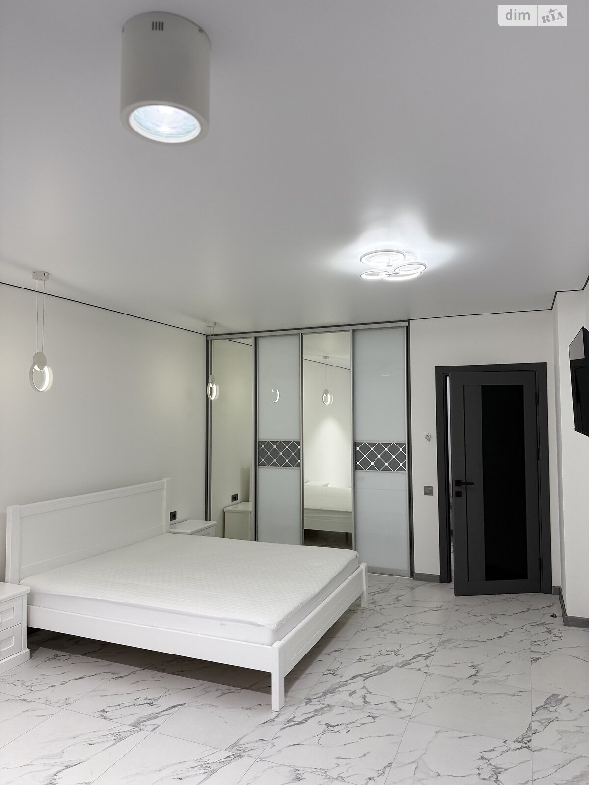 однокімнатна квартира в Львові, район Голоско, на вул. На Нивах в довготривалу оренду помісячно фото 1 однокімнатна квартира в Львові, район Голоско, на вул. На Нивах в довготривалу оренду помісячно фото 1