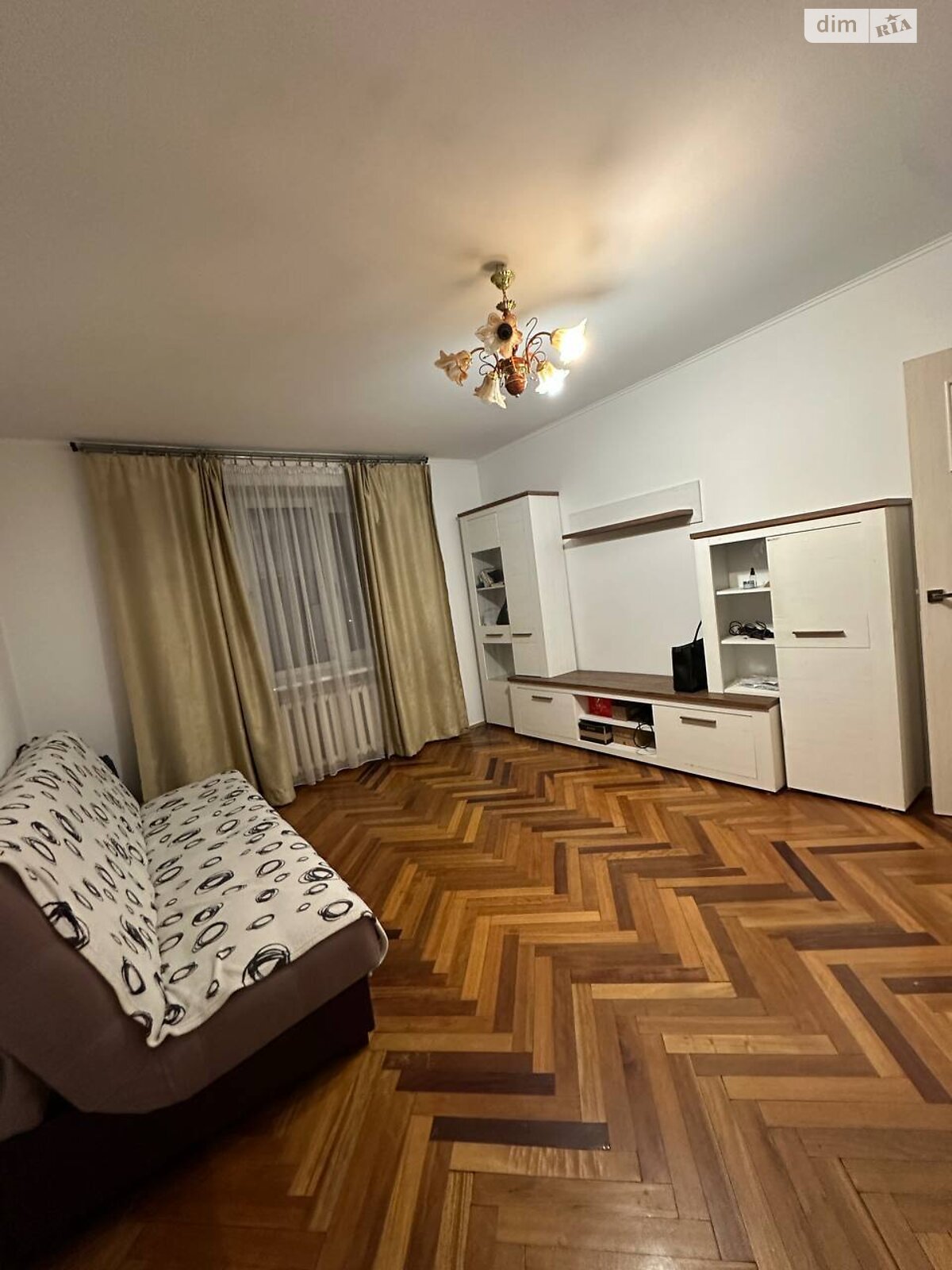 однокомнатная квартира в Львове, район Голоско, на ул. Окуневского в аренду на долгий срок помесячно фото 1