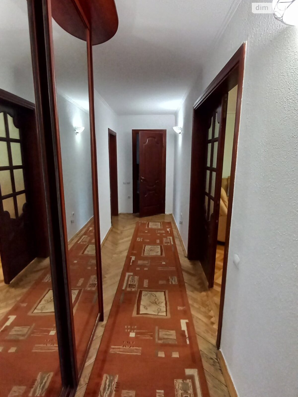 чотирикімнатна квартира в Львові, район Голоско, на вул. Панча Петра в довготривалу оренду помісячно фото 1 чотирикімнатна квартира в Львові, район Голоско, на вул. Панча Петра в довготривалу оренду помісячно фото 1