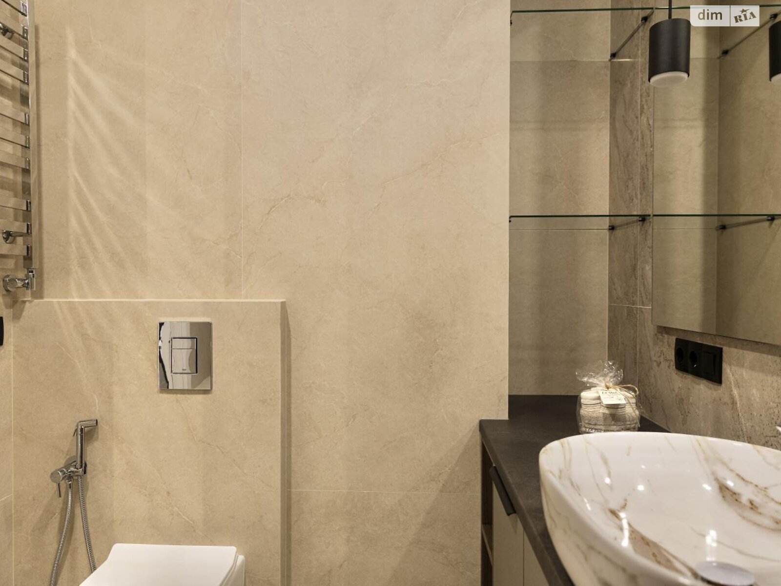 трехкомнатная квартира в Львове, район Голоско, на ул. Топольная 4 в аренду на долгий срок помесячно фото 1