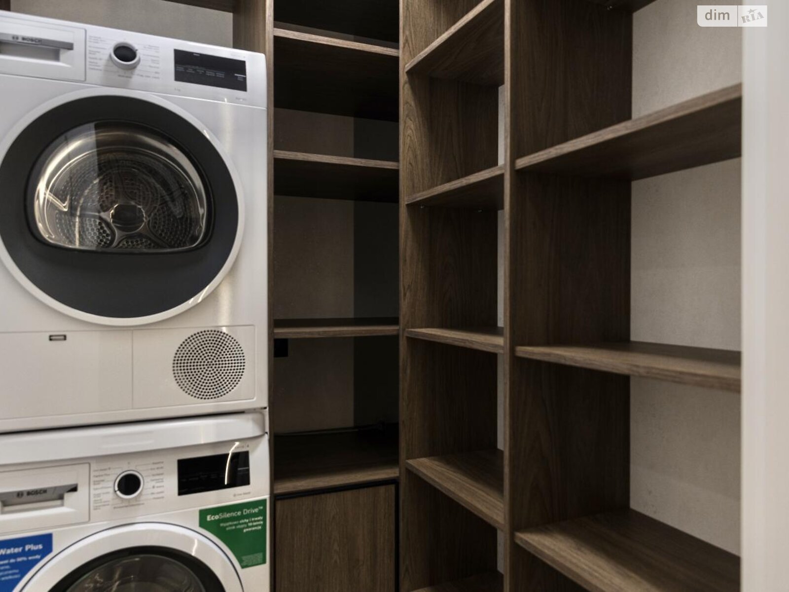 трехкомнатная квартира в Львове, район Голоско, на ул. Топольная 4 в аренду на долгий срок помесячно фото 1