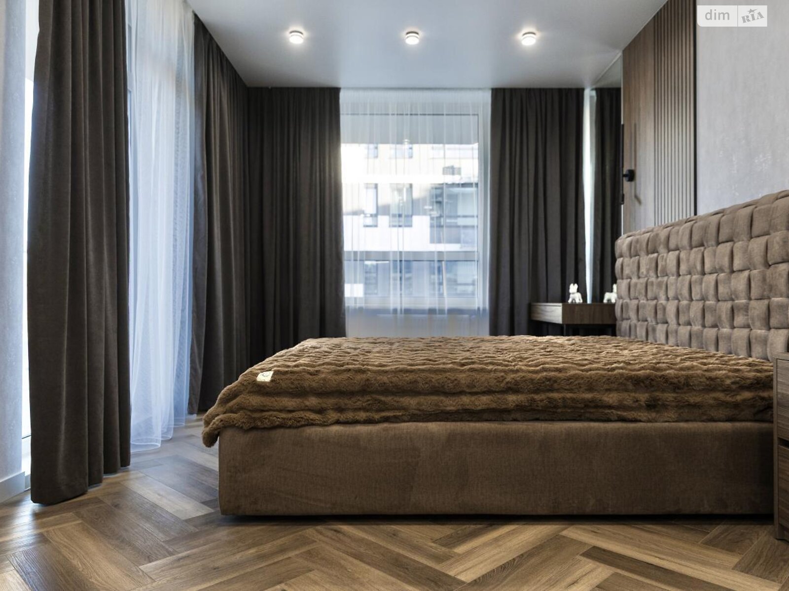 трехкомнатная квартира в Львове, район Голоско, на ул. Топольная 4 в аренду на долгий срок помесячно фото 1