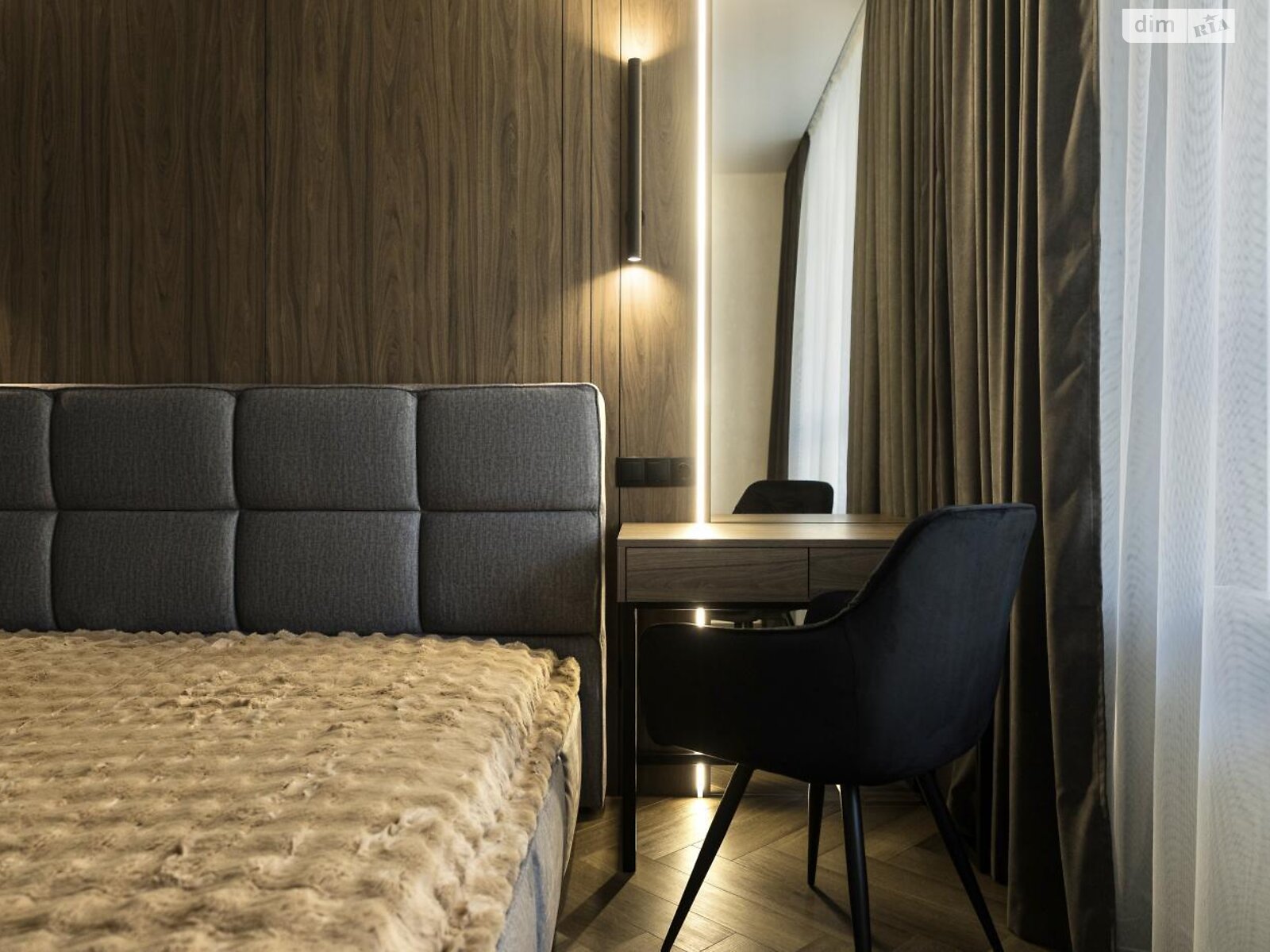 трехкомнатная квартира в Львове, район Голоско, на ул. Топольная 4 в аренду на долгий срок помесячно фото 1