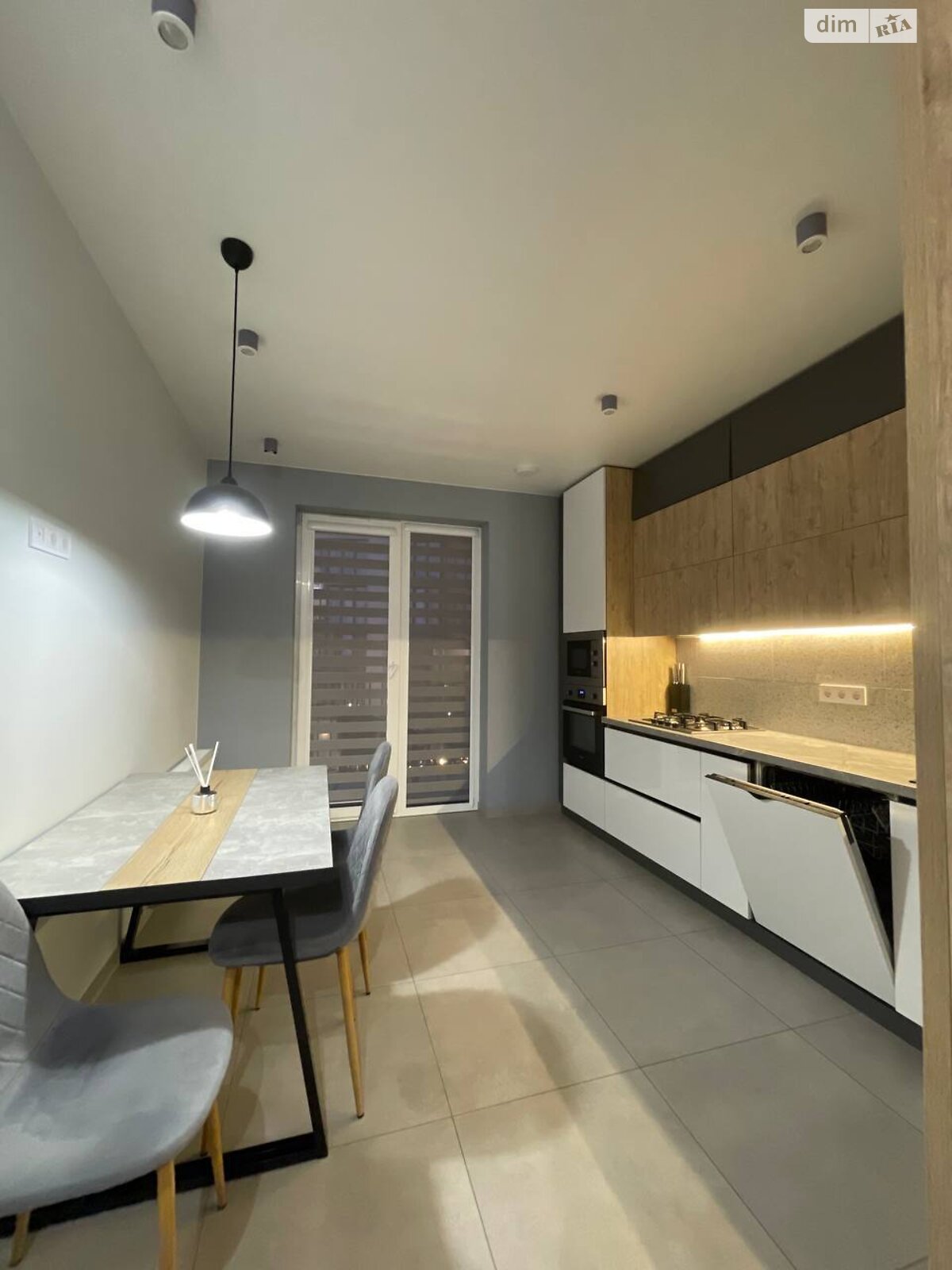 однокімнатна квартира в Львові, район Голоско, на вул. Замарстинівська в довготривалу оренду помісячно фото 1 однокімнатна квартира в Львові, район Голоско, на вул. Замарстинівська в довготривалу оренду помісячно фото 1