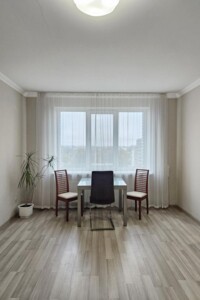 трехкомнатная квартира в Львове, район Кайзервальд, на ул. Васильченко 14 в аренду на долгий срок помесячно фото 2