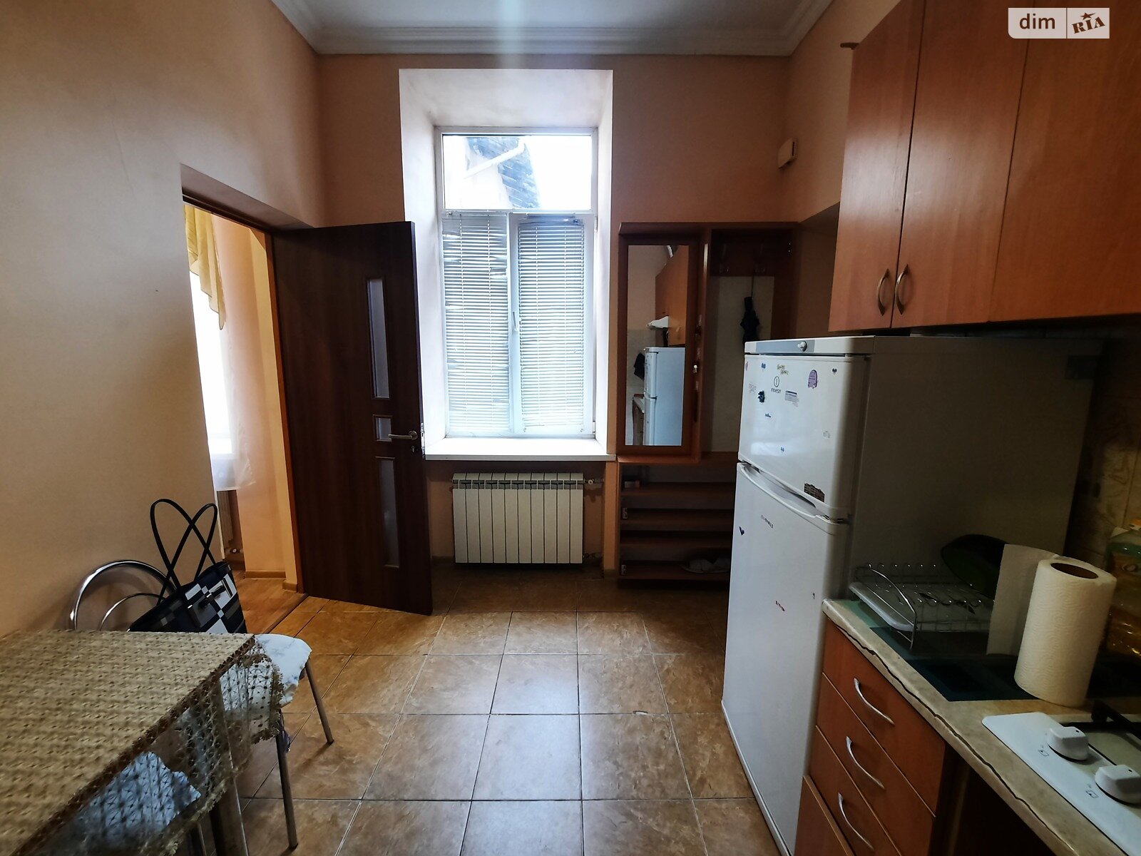 однокімнатна квартира в Львові, район Клепарів, на вул. Кучера Академіка в довготривалу оренду помісячно фото 1 однокімнатна квартира в Львові, район Клепарів, на вул. Кучера Академіка в довготривалу оренду помісячно фото 1