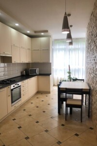 двокімнатна квартира в Львові, район Клепарів, на вул. Шевченка Тараса 60 корпус 1 в довготривалу оренду помісячно фото 2