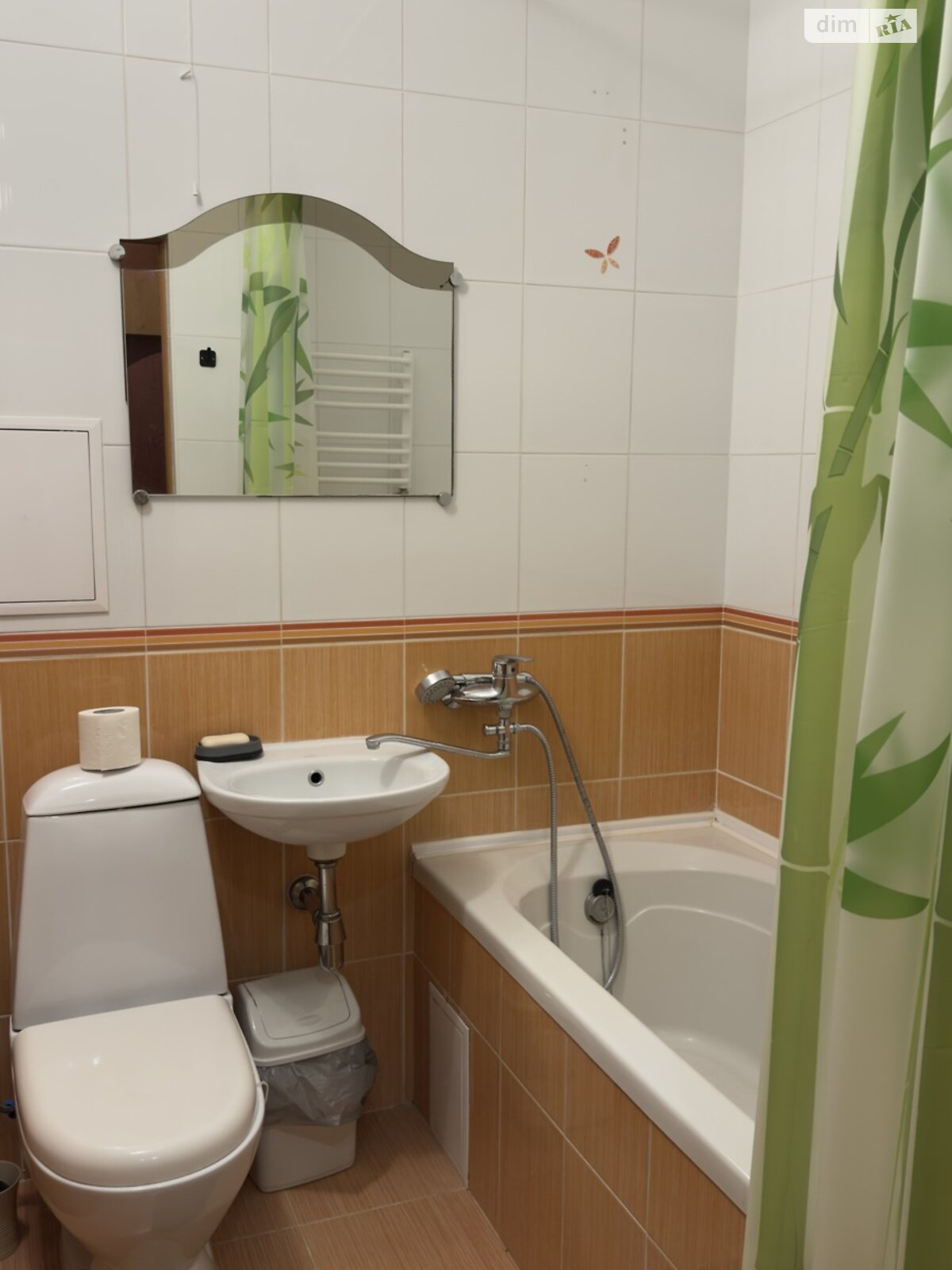 двухкомнатная квартира в Львове, район Клепаров, на ул. Шевченко Тараса в аренду на долгий срок помесячно фото 1