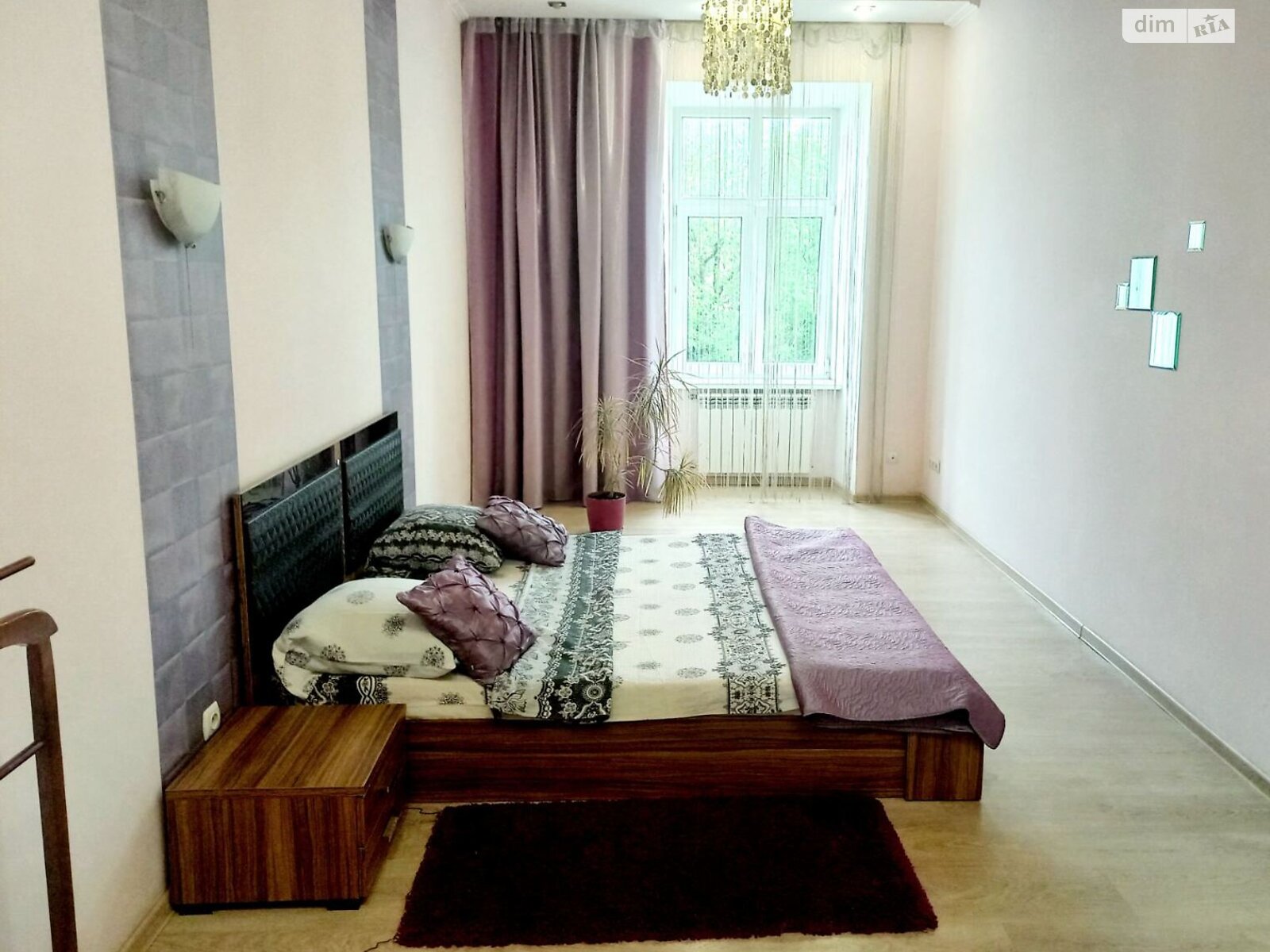 трехкомнатная квартира в Львове, на ул. Князя Мстислава Удатного 5 в аренду на долгий срок помесячно фото 1