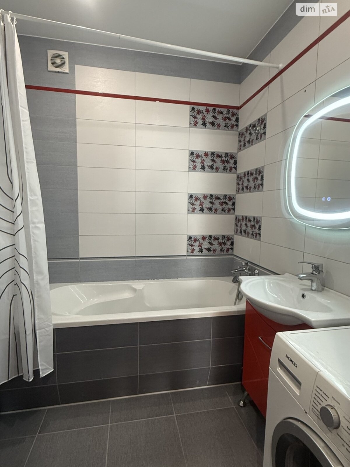 двухкомнатная квартира в Львове, район Кульпарков, на ул. Леонида Перфецкого в аренду на долгий срок помесячно фото 1 двухкомнатная квартира в Львове, район Кульпарков, на ул. Леонида Перфецкого в аренду на долгий срок помесячно фото 1