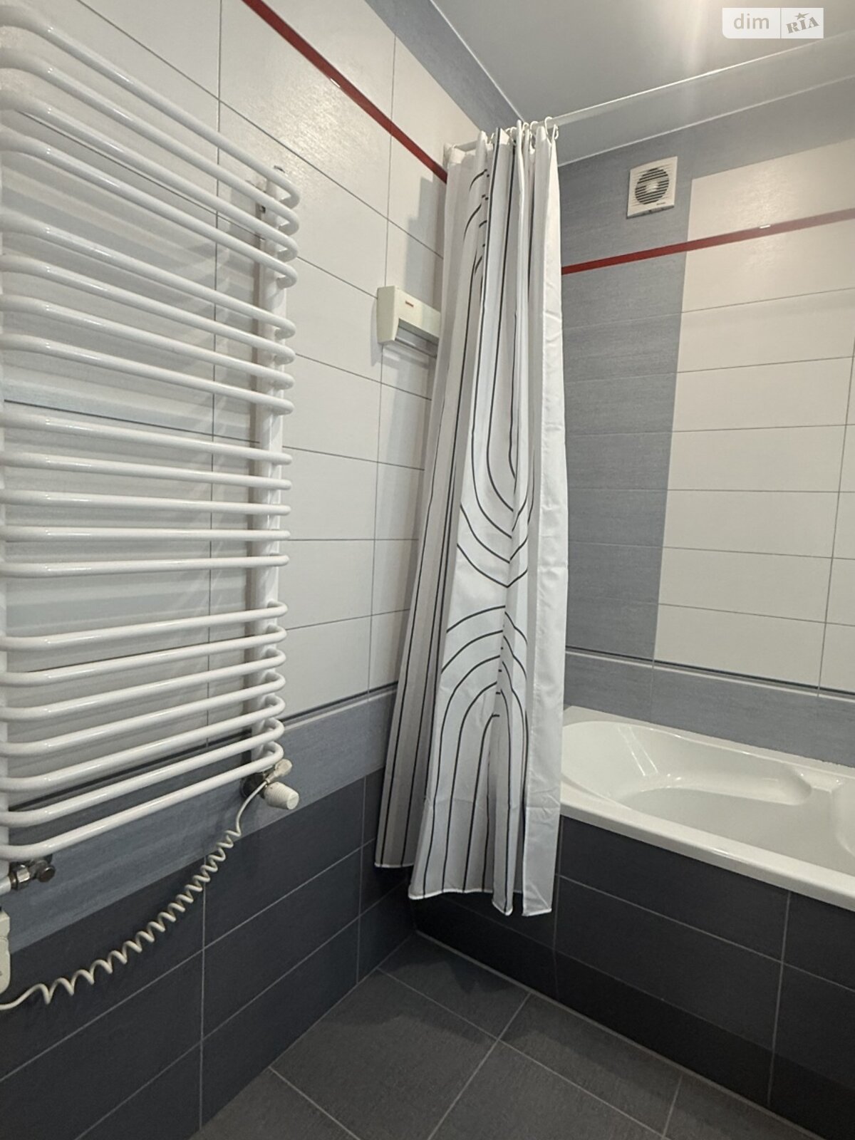 двухкомнатная квартира в Львове, район Кульпарков, на ул. Леонида Перфецкого в аренду на долгий срок помесячно фото 1 двухкомнатная квартира в Львове, район Кульпарков, на ул. Леонида Перфецкого в аренду на долгий срок помесячно фото 1