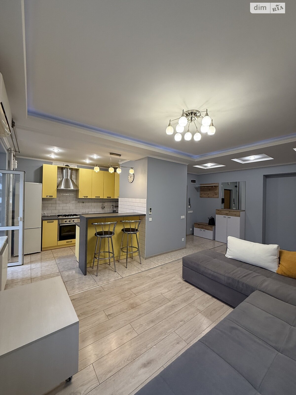 двухкомнатная квартира в Львове, район Кульпарков, на ул. Леонида Перфецкого в аренду на долгий срок помесячно фото 1 двухкомнатная квартира в Львове, район Кульпарков, на ул. Леонида Перфецкого в аренду на долгий срок помесячно фото 1