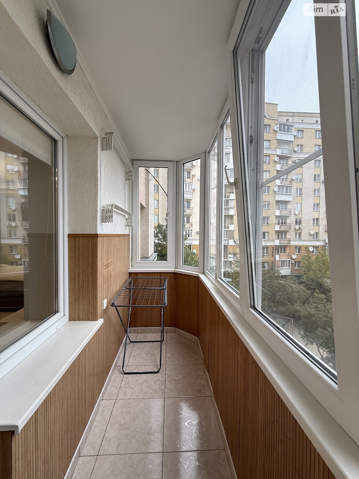 двухкомнатная квартира в Львове, район Кульпарков, на ул. Леонида Перфецкого в аренду на долгий срок помесячно фото 1 двухкомнатная квартира в Львове, район Кульпарков, на ул. Леонида Перфецкого в аренду на долгий срок помесячно фото 1