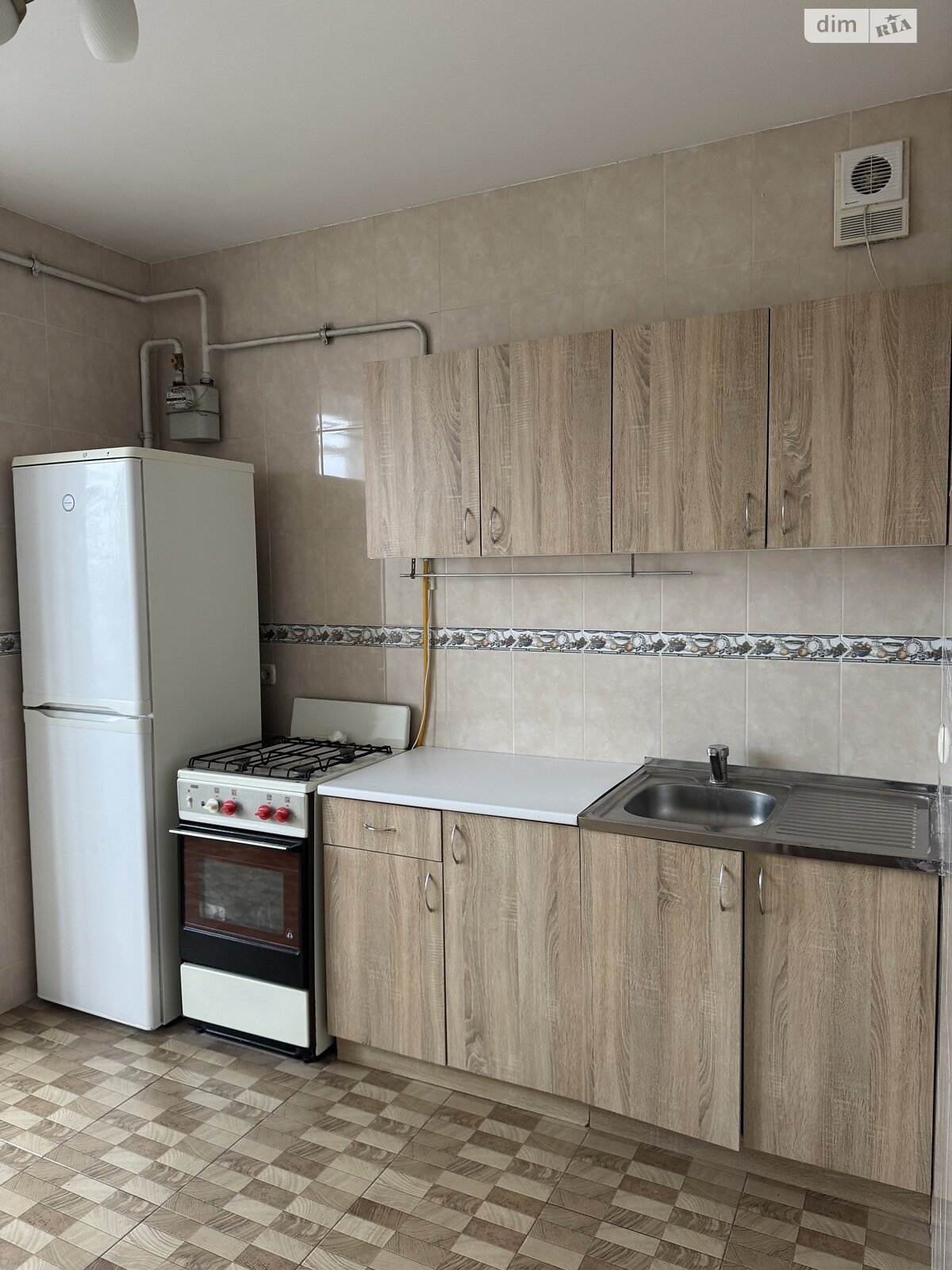 однокімнатна квартира в Львові, на вул. Лісна 2Б в довготривалу оренду помісячно фото 1 однокімнатна квартира в Львові, на вул. Лісна 2Б в довготривалу оренду помісячно фото 1