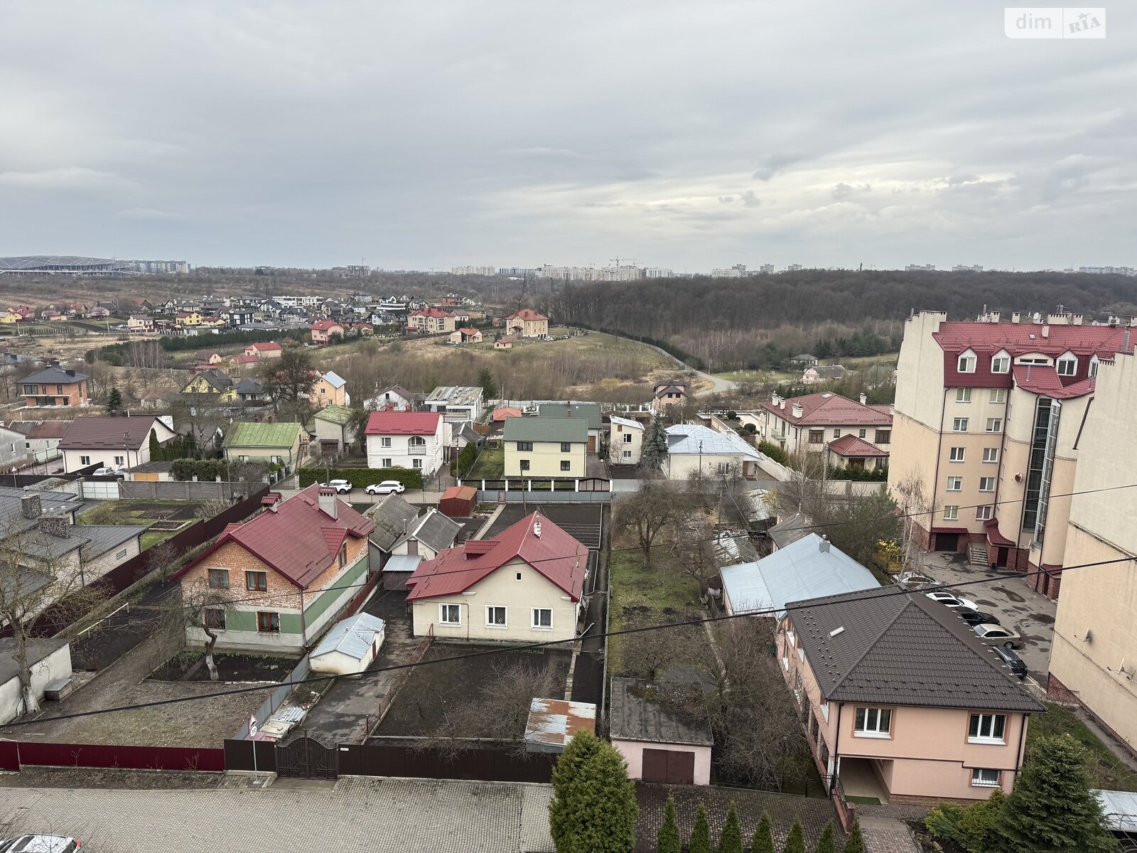 однокімнатна квартира в Львові, на вул. Лісна 2Б в довготривалу оренду помісячно фото 1 однокімнатна квартира в Львові, на вул. Лісна 2Б в довготривалу оренду помісячно фото 1