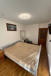 трехкомнатная квартира в Львове, район Левандовка, на ул. Сирко Ивана 2 в аренду на долгий срок помесячно фото 2 трехкомнатная квартира в Львове, район Левандовка, на ул. Сирко Ивана 2 в аренду на долгий срок помесячно фото 2