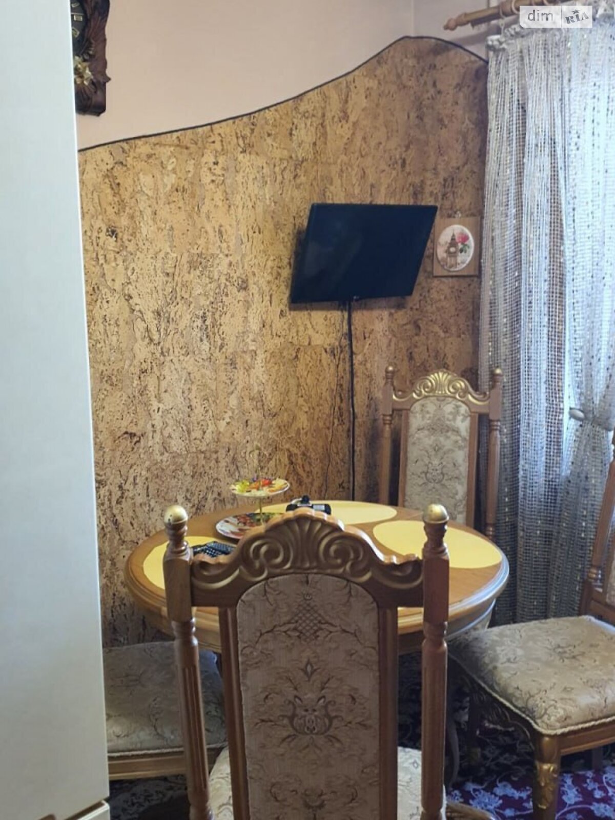 трехкомнатная квартира в Львове, район Левандовка, на ул. Выгоды в аренду на долгий срок помесячно фото 1 трехкомнатная квартира в Львове, район Левандовка, на ул. Выгоды в аренду на долгий срок помесячно фото 1