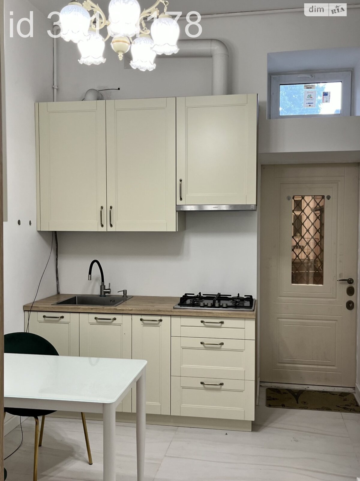 двокімнатна квартира в Львові, район Личаків, на вул. Костя Левицького 3 в довготривалу оренду помісячно фото 1 двокімнатна квартира в Львові, район Личаків, на вул. Костя Левицького 3 в довготривалу оренду помісячно фото 1