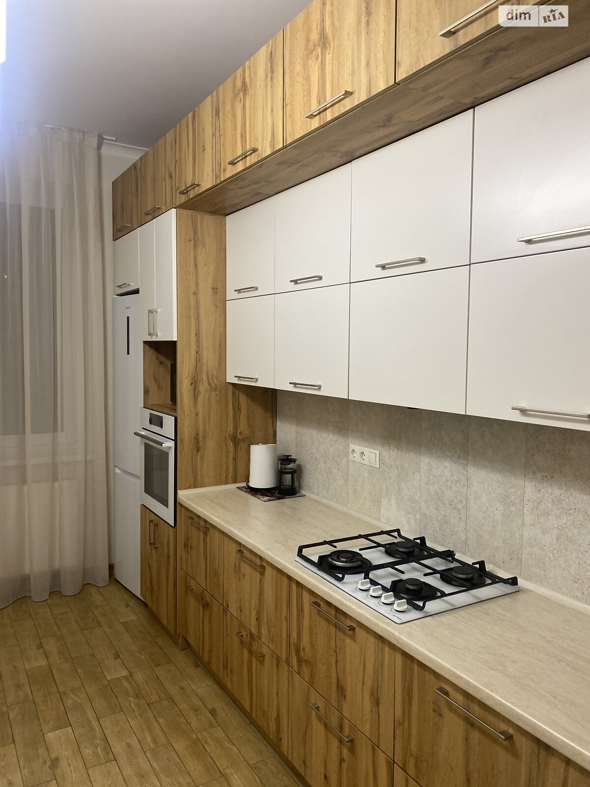 трехкомнатная квартира с мебелью в Львове, район Лычаков, на ул. Мечникова в аренду на долгий срок помесячно фото 1 трехкомнатная квартира с мебелью в Львове, район Лычаков, на ул. Мечникова в аренду на долгий срок помесячно фото 1