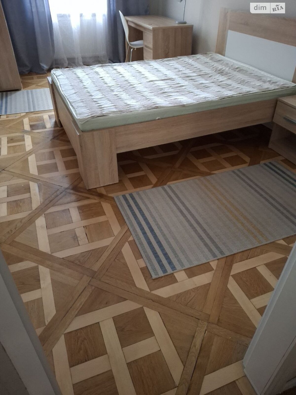 трехкомнатная квартира в Львове, район Лычаков, на ул. Пекарская в аренду на долгий срок помесячно фото 1 трехкомнатная квартира в Львове, район Лычаков, на ул. Пекарская в аренду на долгий срок помесячно фото 1
