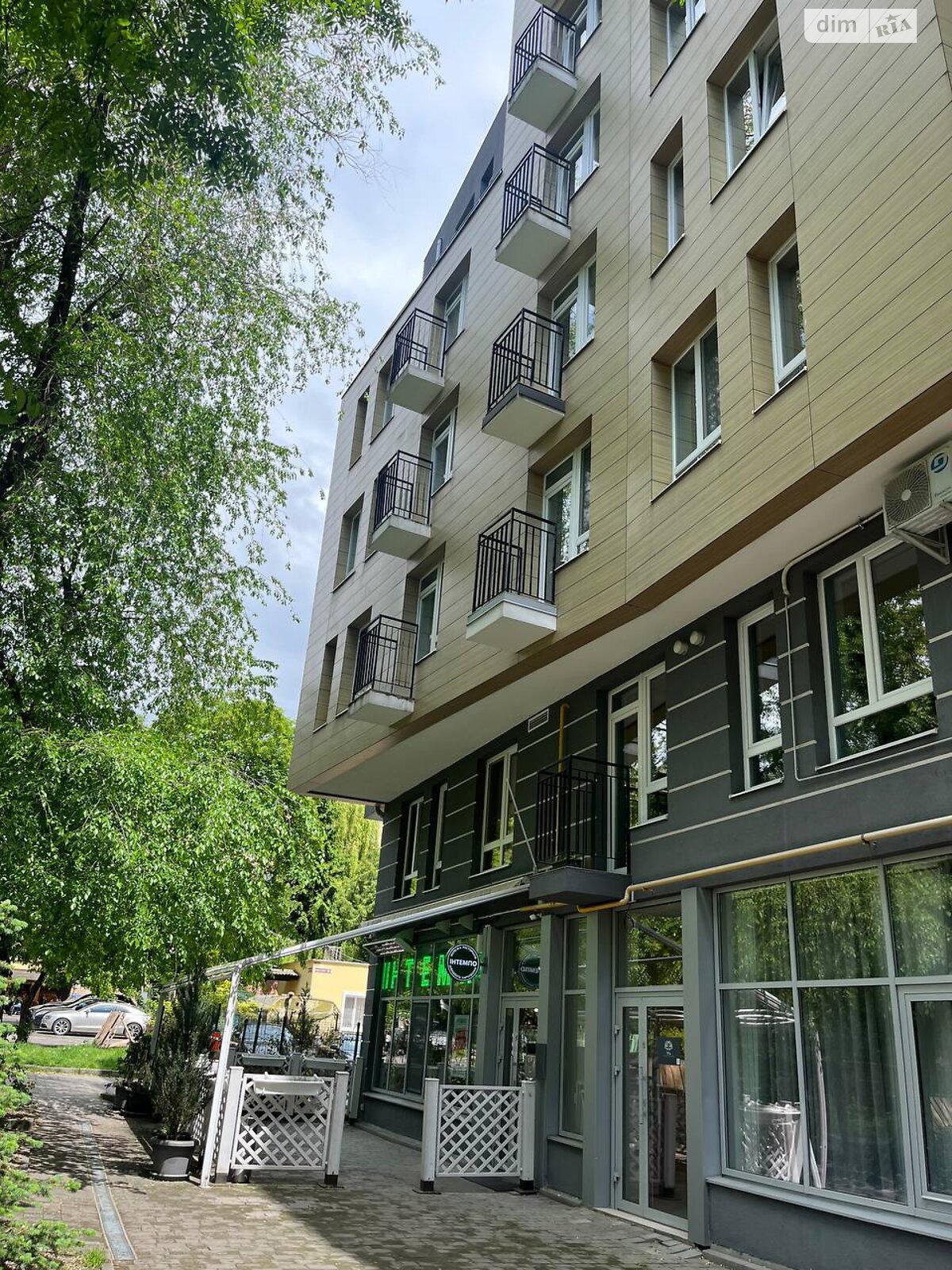 однокомнатная квартира в Львове, район Лычаков, на ул. Пекарская 57 в аренду на долгий срок помесячно фото 1 однокомнатная квартира в Львове, район Лычаков, на ул. Пекарская 57 в аренду на долгий срок помесячно фото 1