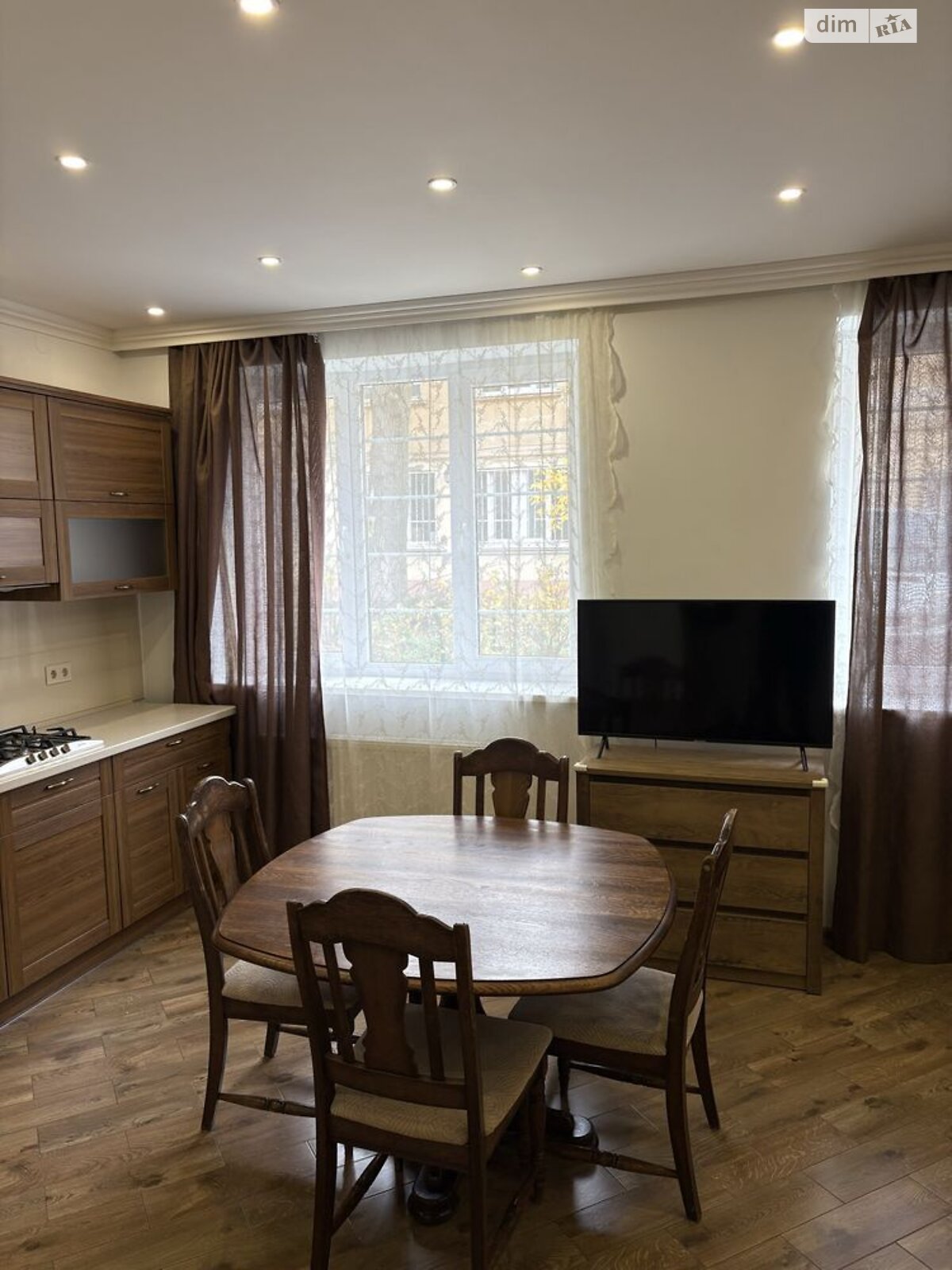 однокомнатная квартира в Львове, район Лычаков, на ул. Пекарская 13 в аренду на долгий срок помесячно фото 1