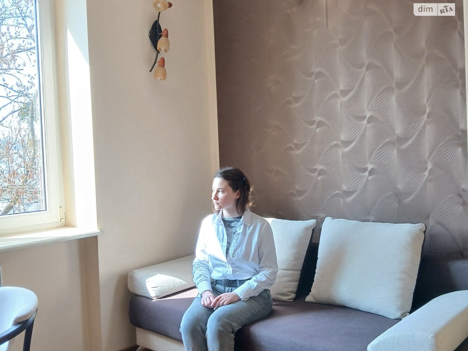 трикімнатна квартира в Львові, район Личаків, на вул. Руставелі Шота 1 в довготривалу оренду помісячно фото 1 трикімнатна квартира в Львові, район Личаків, на вул. Руставелі Шота 1 в довготривалу оренду помісячно фото 1