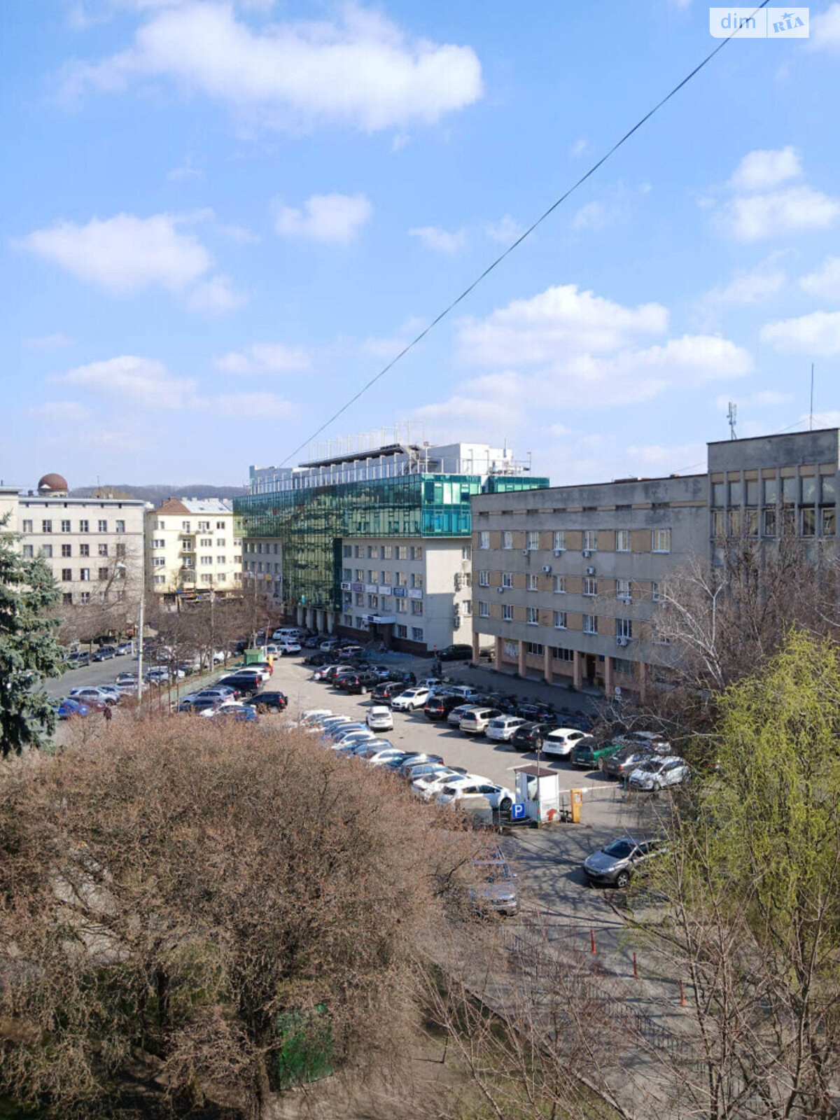 трикімнатна квартира в Львові, район Личаків, на вул. Руставелі Шота 1 в довготривалу оренду помісячно фото 1 трикімнатна квартира в Львові, район Личаків, на вул. Руставелі Шота 1 в довготривалу оренду помісячно фото 1