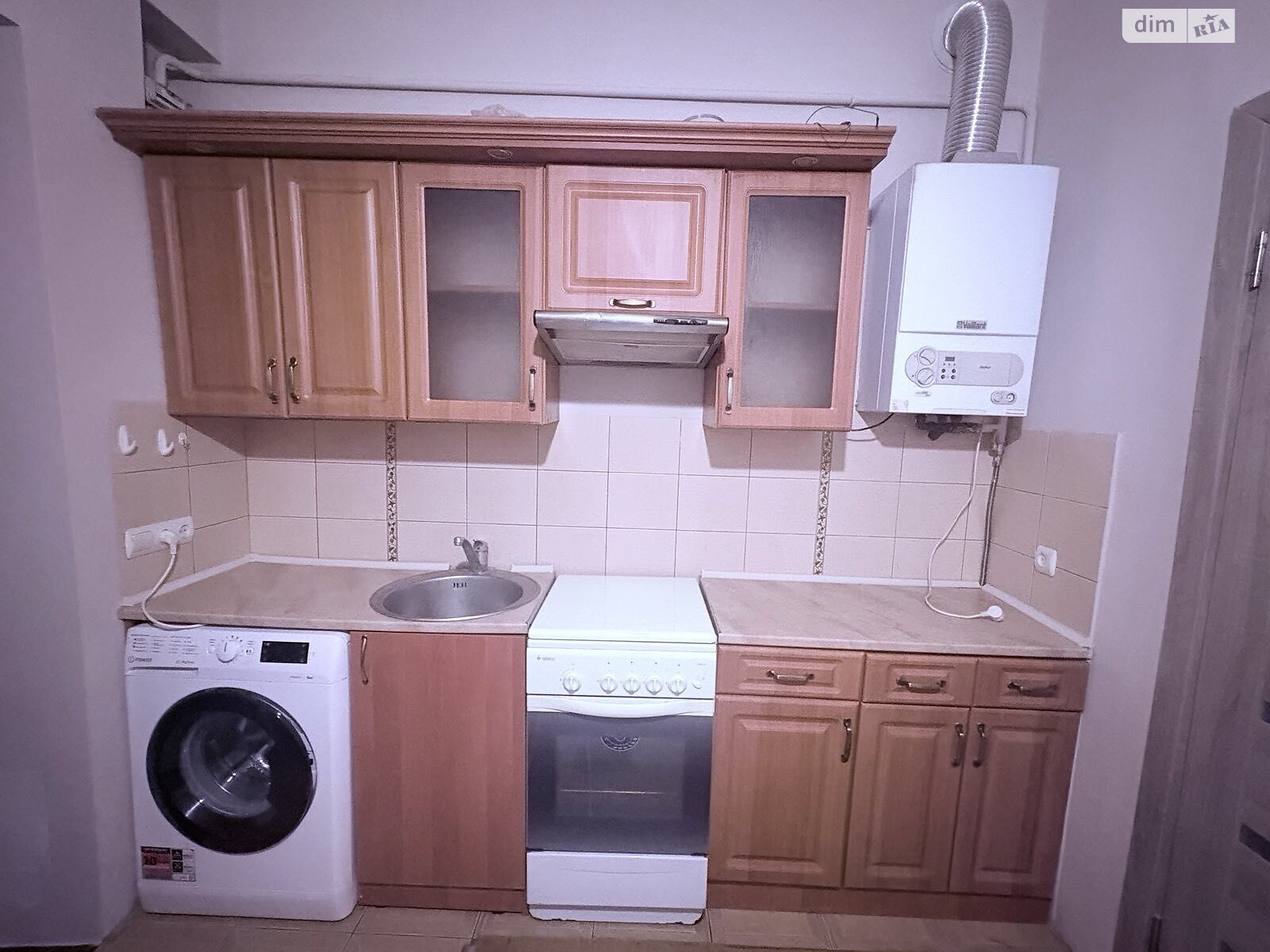 однокімнатна квартира в Львові, район Галицький, на вул. Зелена в довготривалу оренду помісячно фото 1 однокімнатна квартира в Львові, район Галицький, на вул. Зелена в довготривалу оренду помісячно фото 1