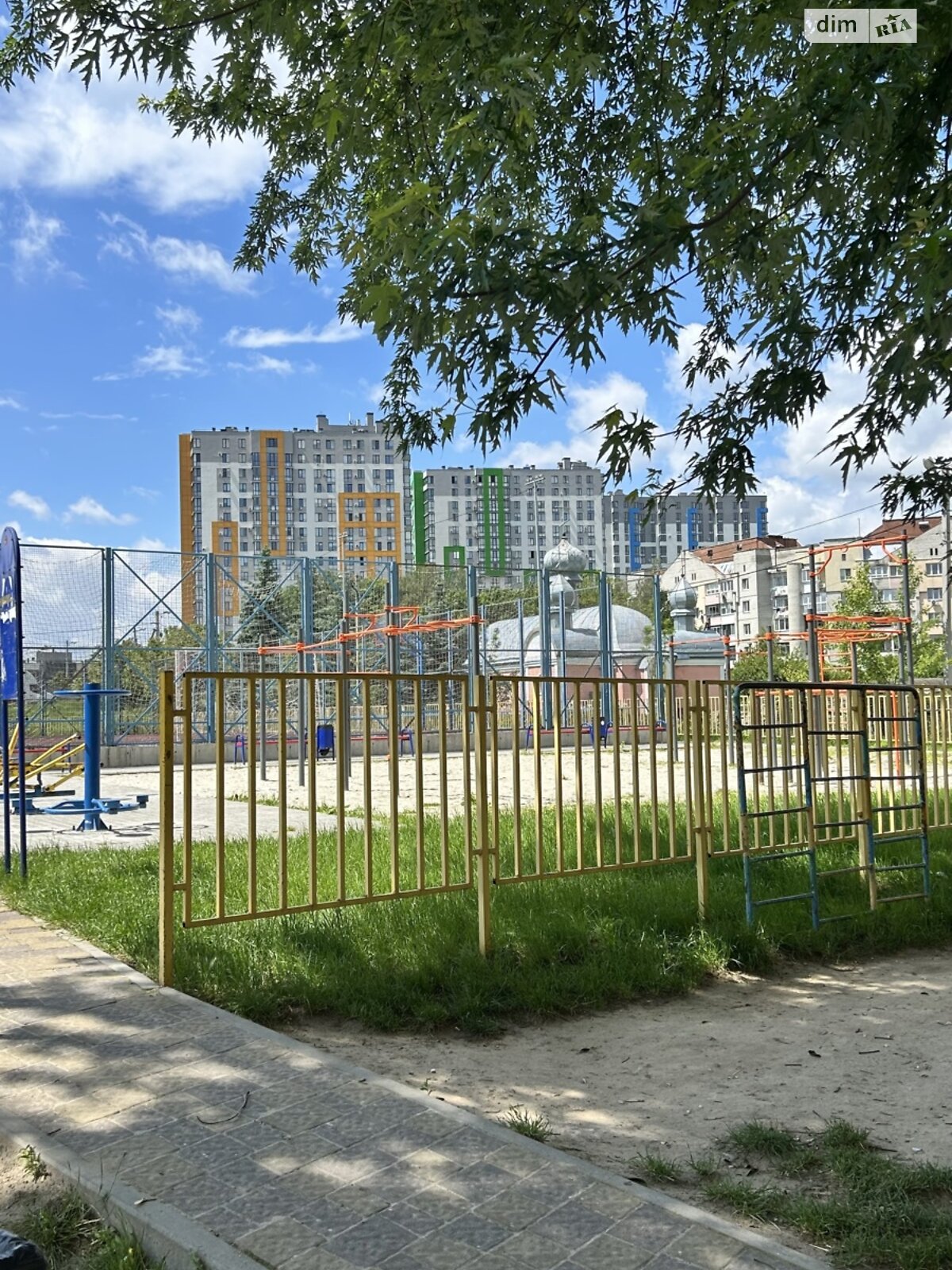 однокомнатная квартира в Львове, район Лычаковский, на ул. Глинянский Тракт в аренду на долгий срок помесячно фото 1 однокомнатная квартира в Львове, район Лычаковский, на ул. Глинянский Тракт в аренду на долгий срок помесячно фото 1