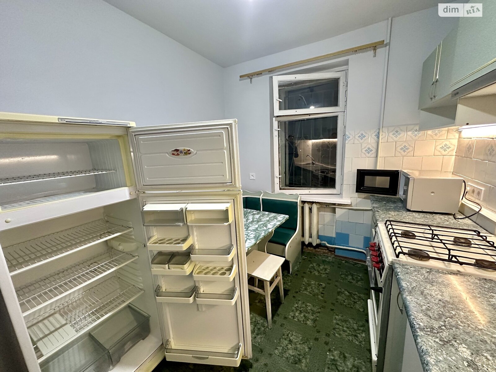 трехкомнатная квартира в Львове, район Лычаковский, на ул. Китайская 10 в аренду на долгий срок помесячно фото 1 трехкомнатная квартира в Львове, район Лычаковский, на ул. Китайская 10 в аренду на долгий срок помесячно фото 1